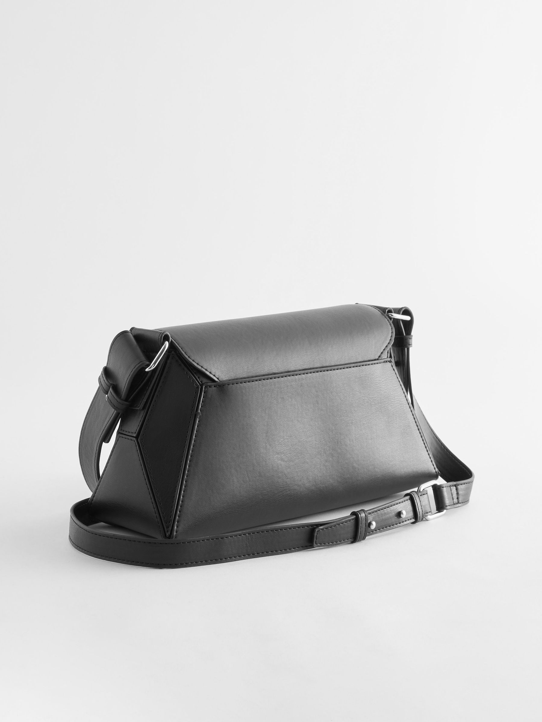 Black geometric bag shop