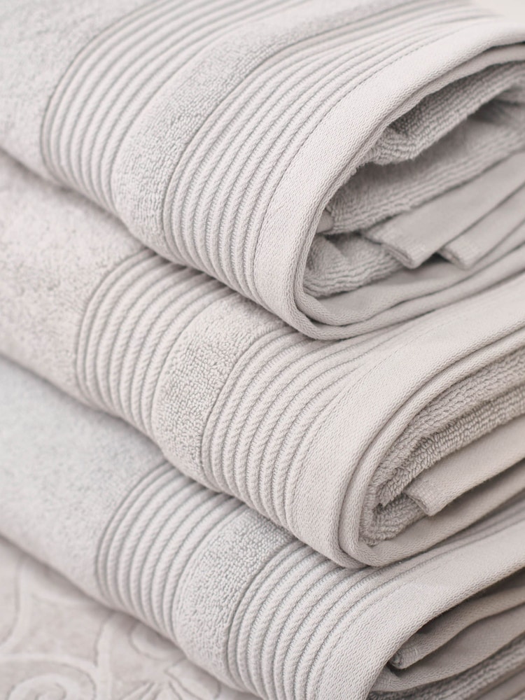 Martex Grey Pure 650 GSM 100% Cotton Towel - Image 2 of 4