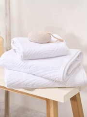 Martex White Pure 100% Cotton 650 GSM Towel - Image 1 of 4