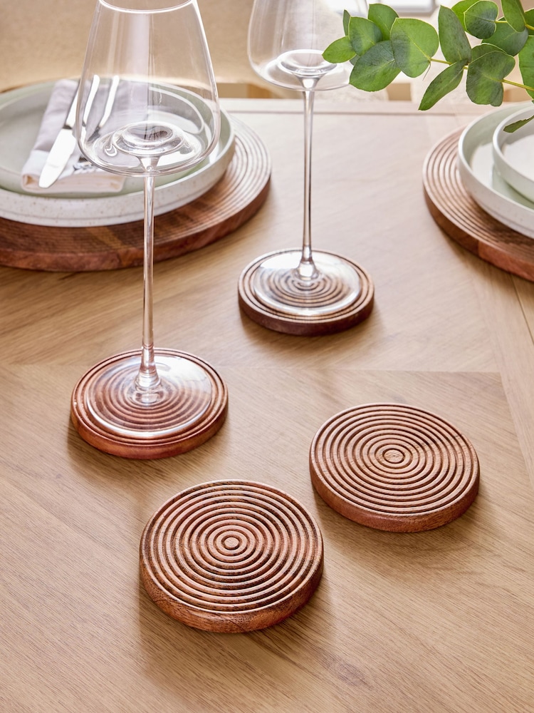 Set of 4 Natural Bronx Etched Wooden Coasters - Image 4 of 6