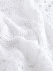 White 100% Cotton Short Sleeve Crochet Crew Neck T-Shirt - Image 6 of 6