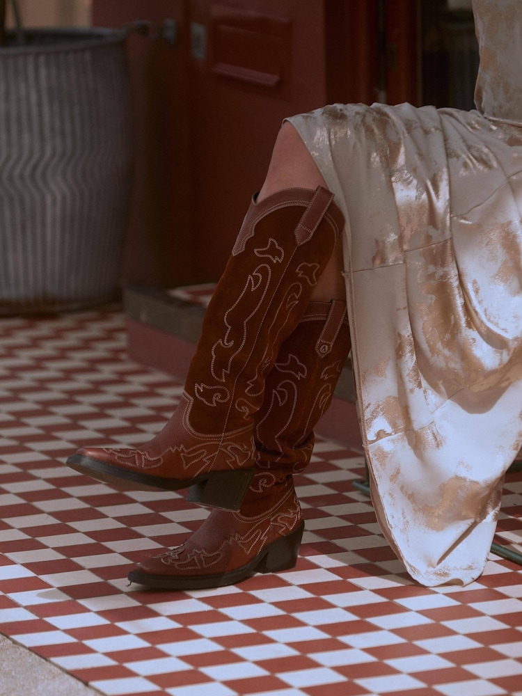 ASRA London Kaja Leather and Suede Mix Knee High Western Stitich Detail Brown Boots - Image 5 of 5