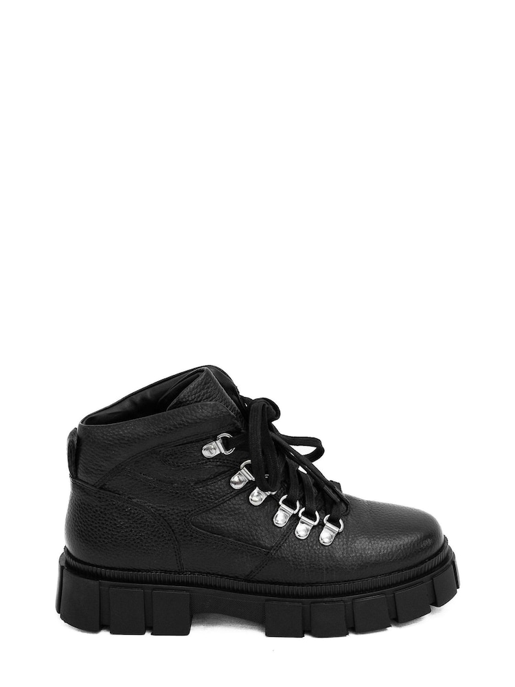 ASRA London Borage Lace Up Hiker Leather Black Boots With Chunky Sole - Image 1 of 1 ASRA London Borage Lace Up Hiker Leather Black Boots With Chunky Sole - Image 1 of 1