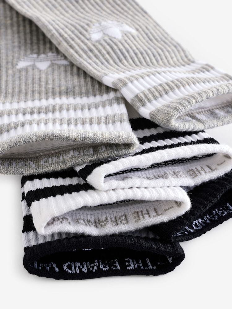 adidas Originals White Solid Crew Socks 3 Pack - Image 2 of 4