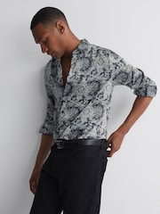 Reiss Black Multi Cousin Paisley Print Button-Through Shirt - Image 3 of 5