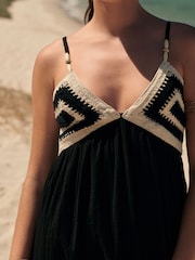 Schwarz/Weiß - Sommerliches Maxikleid mit Häkelspitze - Bild 6 von 9