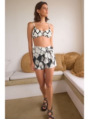 Black/White Tie Detail Skort - Image 2 of 4