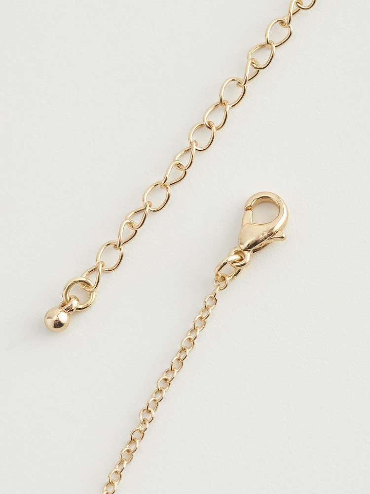 Gold Tone E Star Initial Necklace - Image 3 of 3