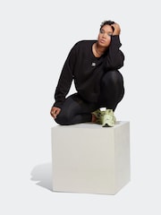 adidas Originals Adicolor Essentials Crew Sweatshirt - Image 4 of 7