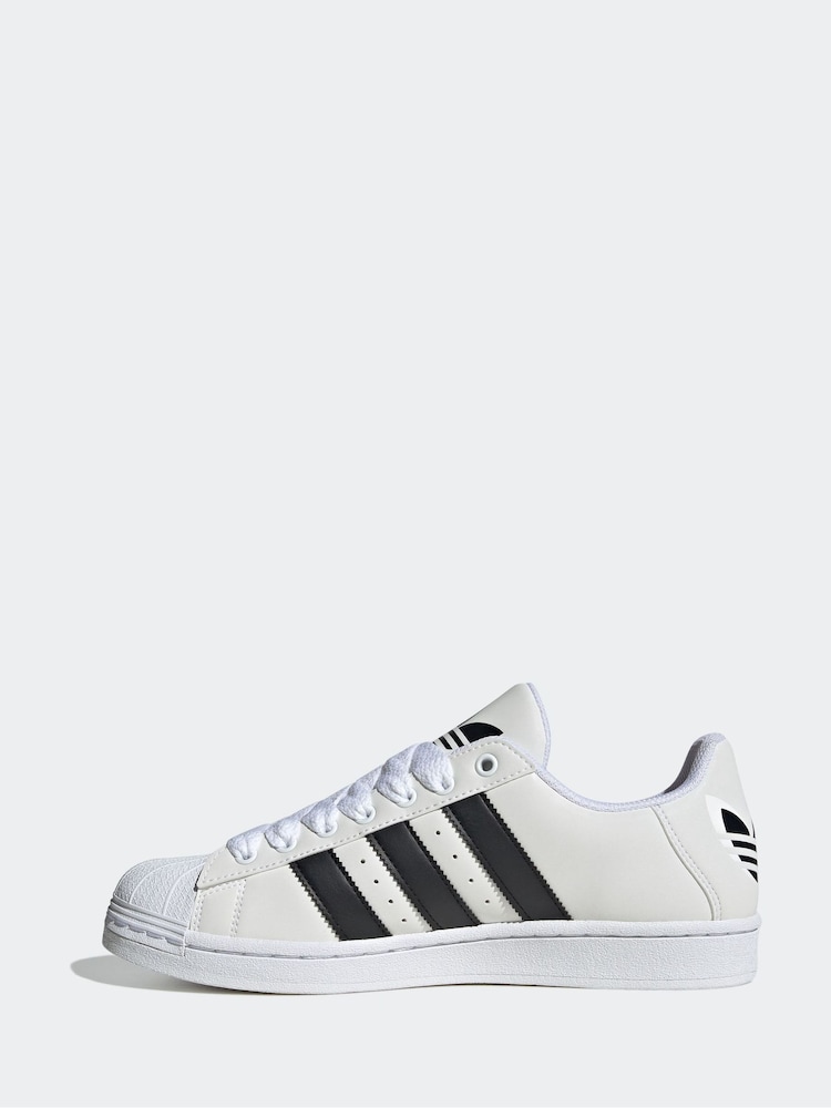 adidas Originals Superstar Trainers - Image 2 of 8