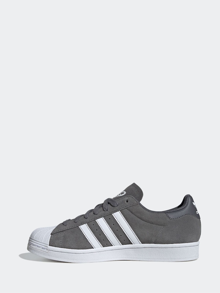 adidas Originals Grey Superstar Traniers - Image 2 of 8