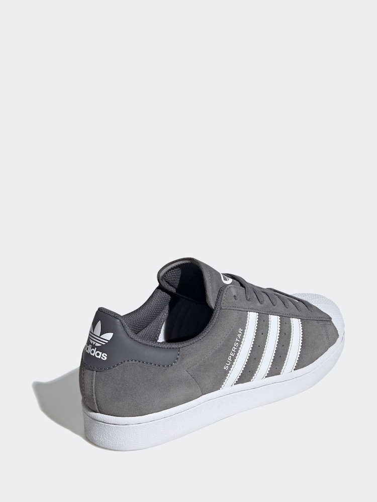 adidas Originals Grey Superstar Traniers - Image 3 of 8