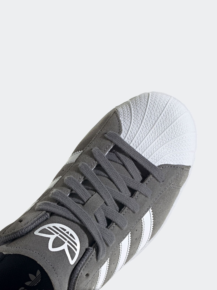 adidas Originals Grey Superstar Traniers - Image 7 of 8