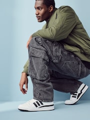 adidas Originals White Forum Mid Trainers - Image 3 of 12