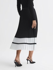 Reiss Black/White Marie High Rise Pleated Midi Skirt - Image 5 of 6