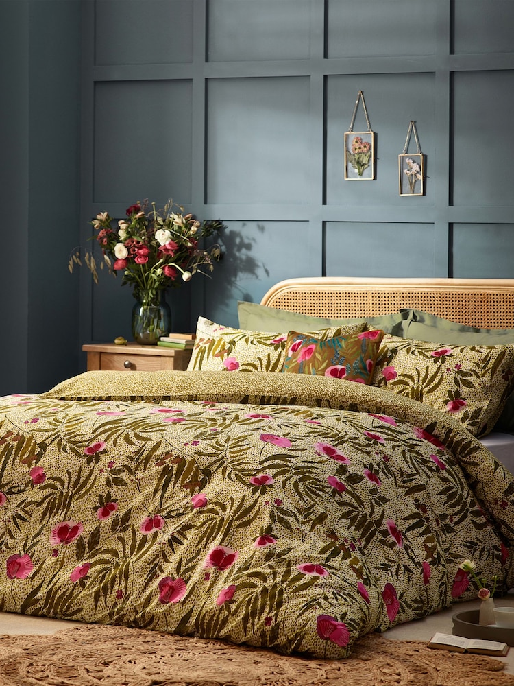 Wylder Green House Of Bloom Poppy Cotton Rich Reversible Duvet Set - Image 1 of 4