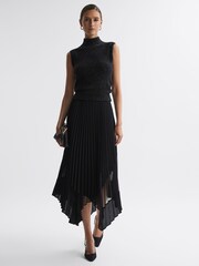 Reiss Black Georgia Tinsel Knitted Sleeveless Vest - Image 3 of 5