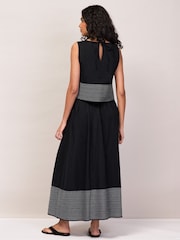 Ro&Zo Black Petite Contrast Stitch Maxi Skirt - Image 4 of 4