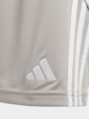 Gris claro - Pantalones cortos Tiro 24 de adidas - Imagen 3 de 5