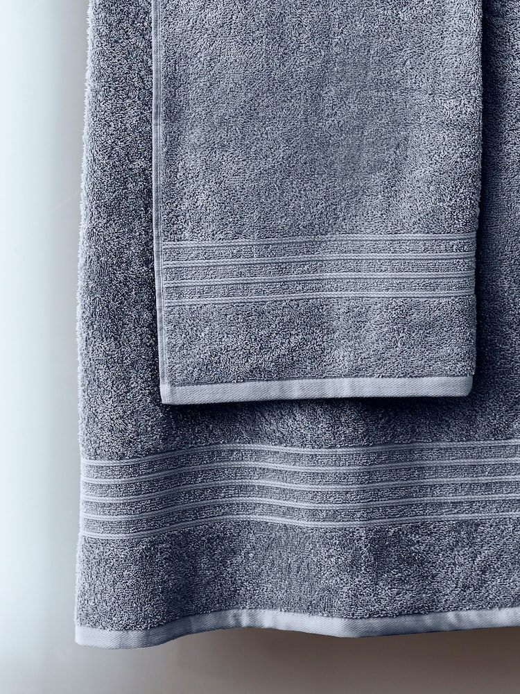 Blue 4 Piece 100% Cotton Towel Bale - Image 3 of 3
