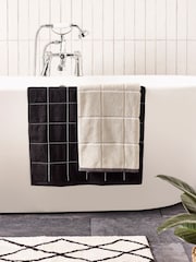 Monochrome Check Set of 2 Hand Polka Dot Towels - Image 4 of 7