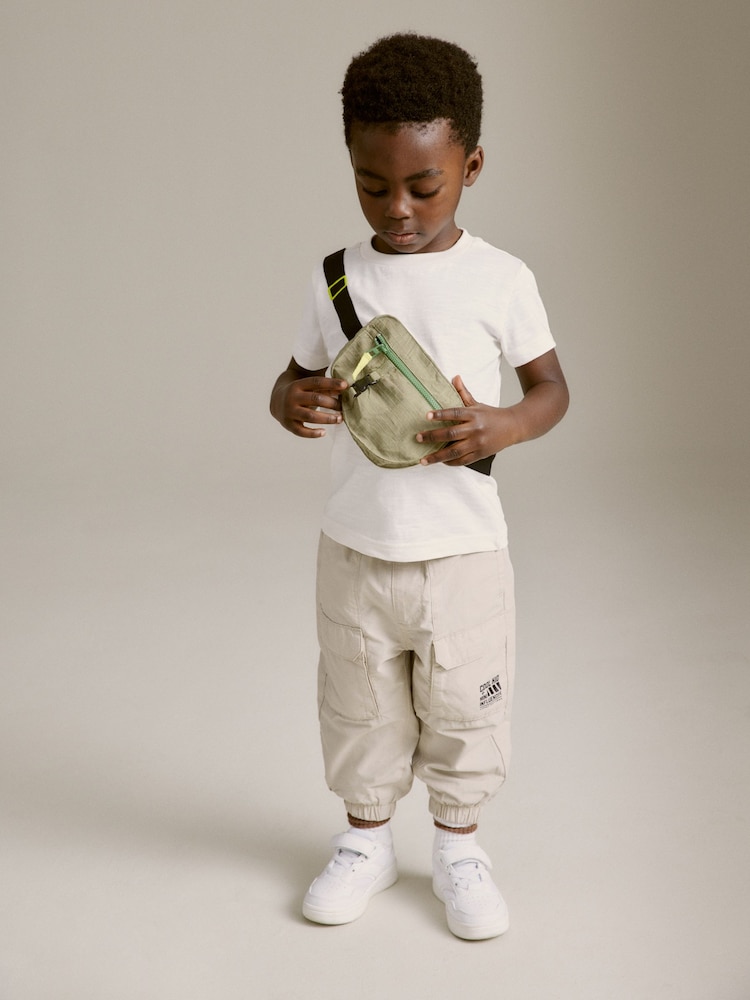 Ecru Short Sleeve Applique Character T-Shirt (3mths-7yrs) - Image 2 of 7