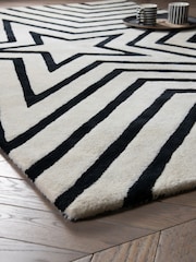 Rockett St George Black/Cream Studio Star Rug - Image 2 of 4