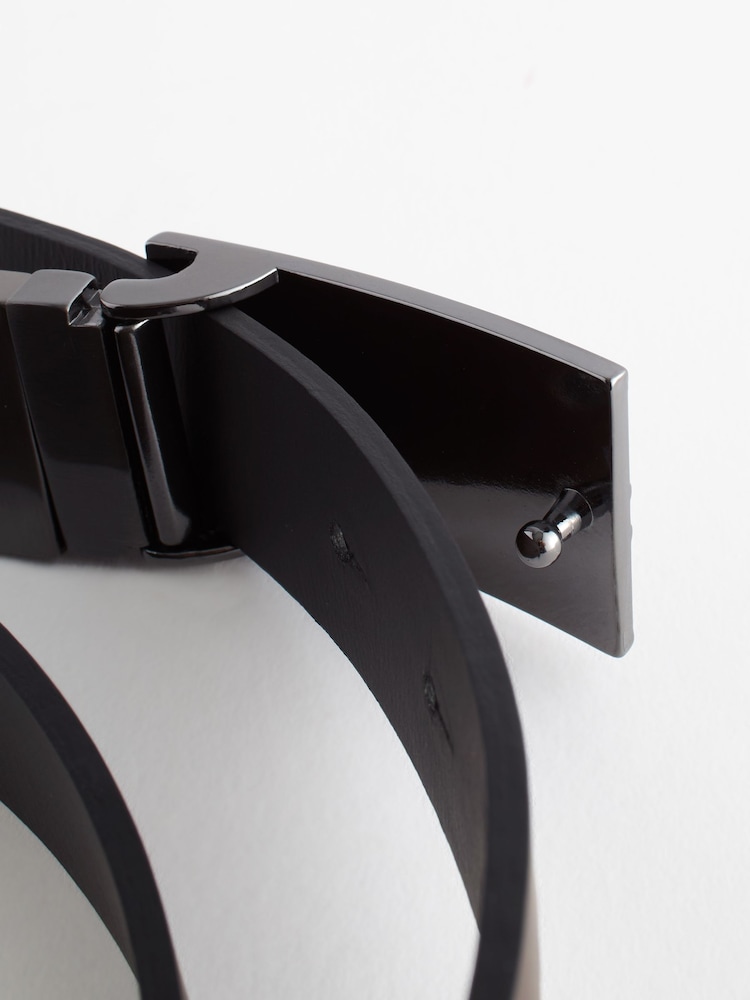 Black/Brown Reversible Plaque Bonded Leather Belt - Image 3 of 3