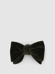 Reiss Emerald Hike Velvet Bow Tie - Image 1 of 4