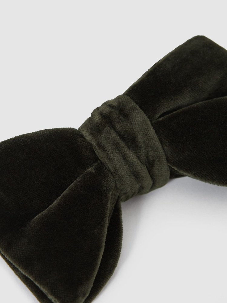 Reiss Emerald Hike Velvet Bow Tie - Image 4 of 4