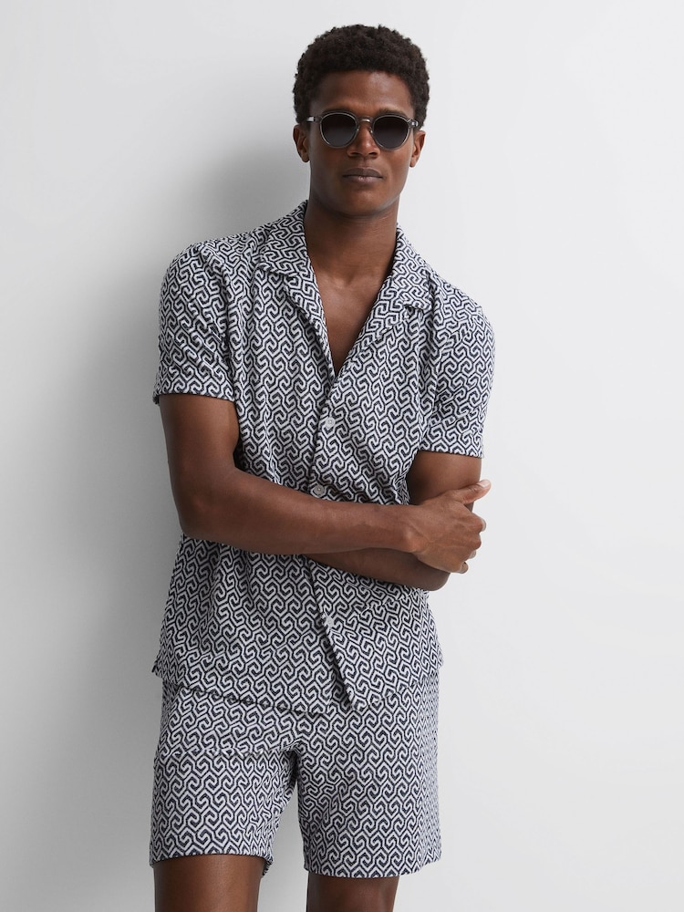 Reiss Navy/White Pitcher Slim Fit Terrycloth Cuban Collar Shirt - Image 1 of 5