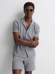 Reiss Navy/White Pitcher Slim Fit Terrycloth Cuban Collar Shirt - Image 5 of 5