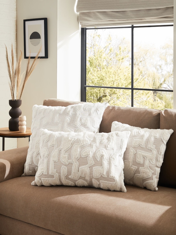 White Valencia Cut Velvet 43 x 43cm Cushion - Image 2 of 6