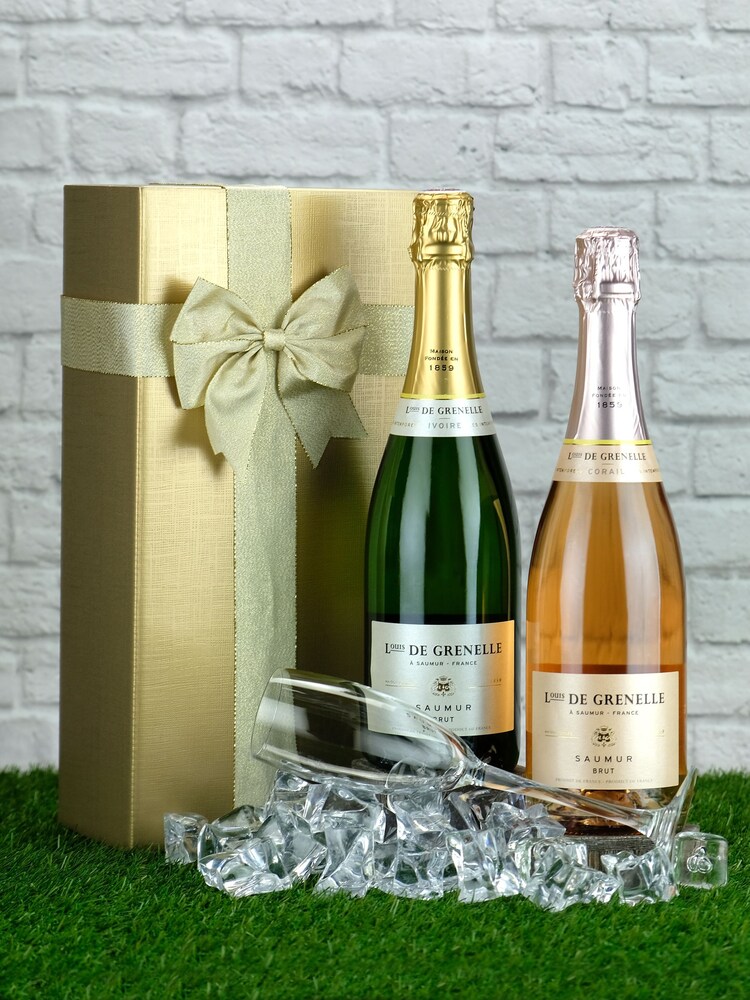 LeBonVin Brut & Rose Sparkling Saumur Wine Duo Gift - Image 1 of 1 LeBonVin Brut & Rose Sparkling Saumur Wine Duo Gift - Image 1 of 1