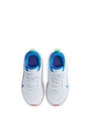 Nike White/Blue Junior Omni Trainers - Image 6 of 9