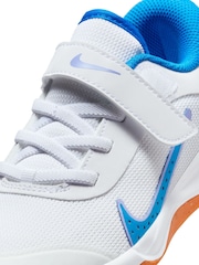 Nike White/Blue Junior Omni Trainers - Image 8 of 9