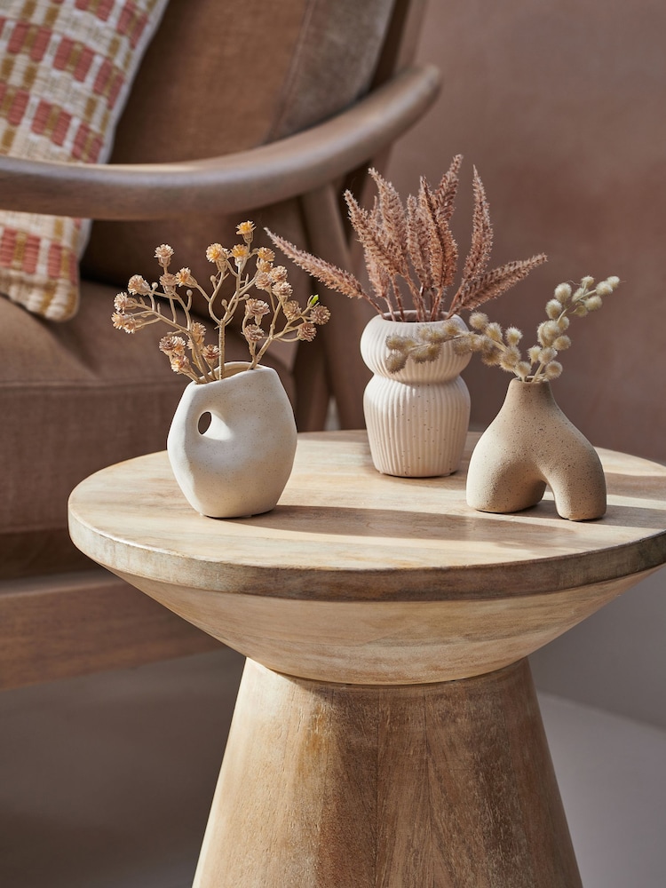 Set of 3 Natural Artificial Dried Floral In Scandi Vases - Image 1 of 4