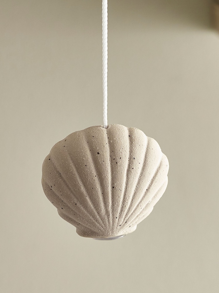 Natural Shell Light Pull - Image 2 of 3
