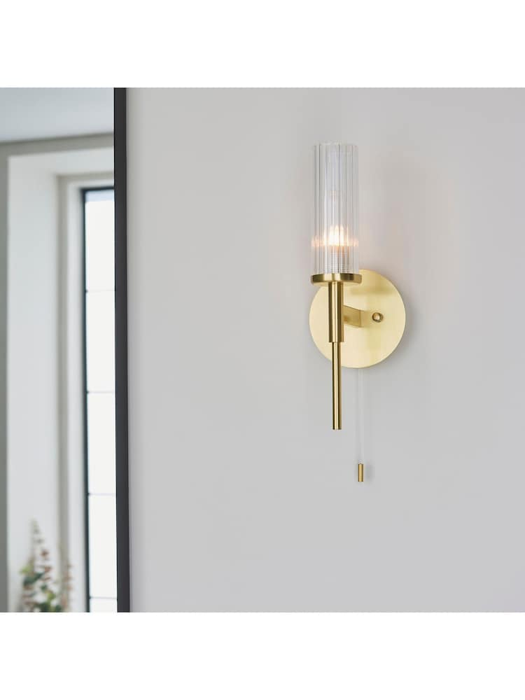 Gallery Home Brass Orillia 1 Bulb Bathroom Wall Light - Image 1 of 3 Gallery Home Brass Orillia 1 Bulb Bathroom Wall Light - Image 1 of 3