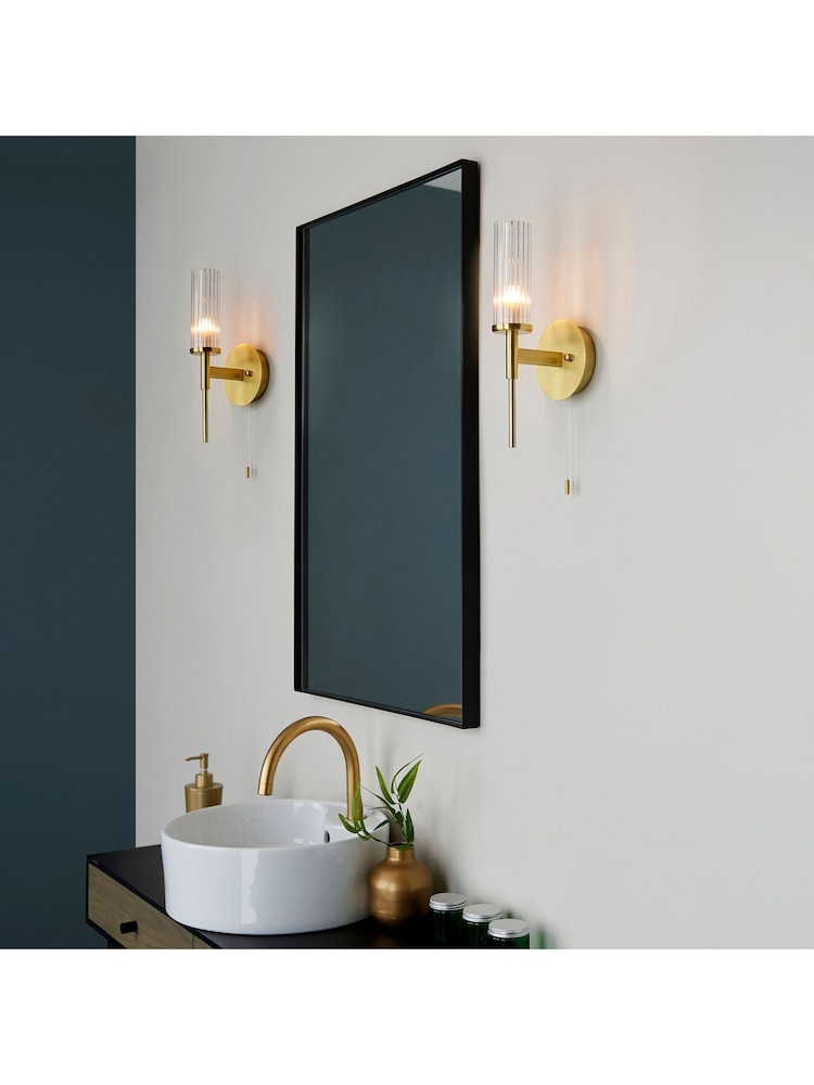 Gallery Home Brass Orillia 1 Bulb Bathroom Wall Light - Image 2 of 3 Gallery Home Brass Orillia 1 Bulb Bathroom Wall Light - Image 2 of 3