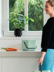 Brabantia Green Sort  Go 6L Bin - Image 1 of 6