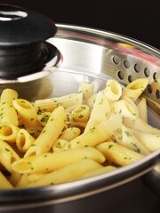 Russell Hobbs 3 Piece Easy Strain Pan Set - Image 3 of 4