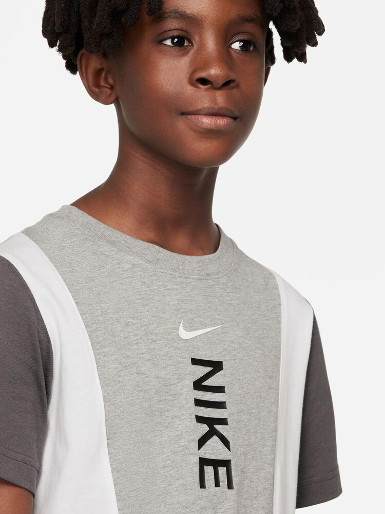 Nike Dark Grey Heather 100% Cotton Hybrid T-Shirt - Image 4 of 4