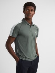 Reiss Sage/White Camberley Golf Airtech Slim Fit Polo Shirt - Image 3 of 4