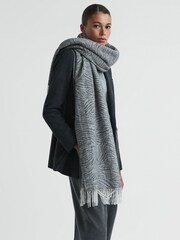 Reiss Grey Cassia Wool-Cashmere Zebra Scarf - Image 2 of 5