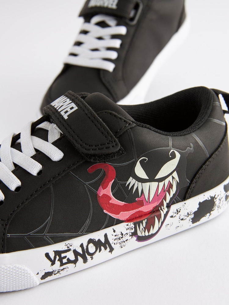 Schwarz - Venom Turnschuhe mit Klettverschluss und elastischen Schnürsenkeln - Image 3 of 6