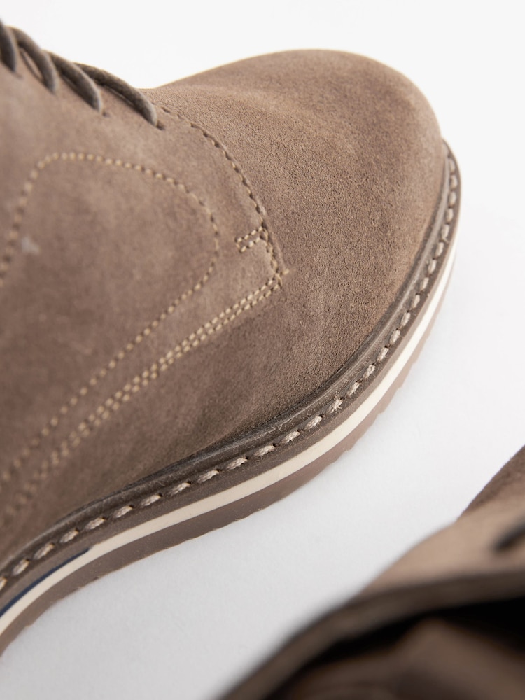Steinbraun - Derby-Schuhe aus Leder mit Keilsohle - Bild 7 von 7 Steinbraun - Derby-Schuhe aus Leder mit Keilsohle - Bild 7 von 7