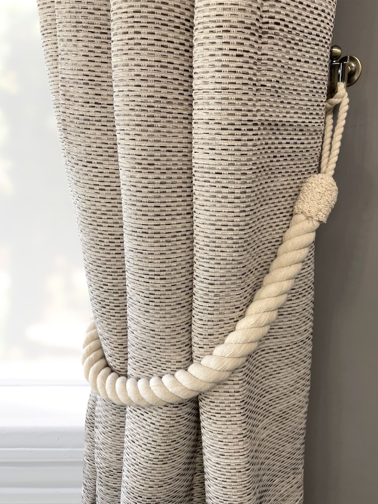 Laura Ashley Set of 2 Natural Rope 100% Cotton Tiebacks - Image 1 of 2