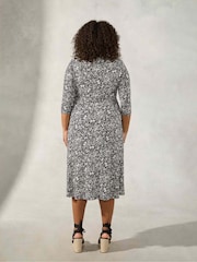 Live Unlimited Mono Floral Jersey Wrap Black Dress With Collar - Image 3 of 5