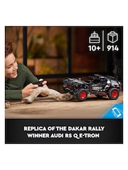 LEGO Technic Audi RS Q etron Ferngesteuertes Auto 42160 - Bild 3 von 8